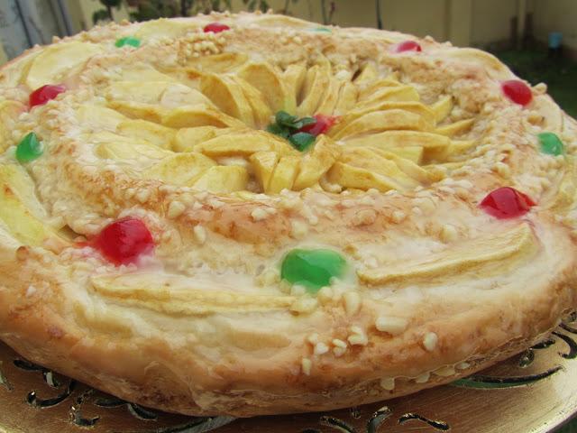 Coca panadera de yogurt y manzana