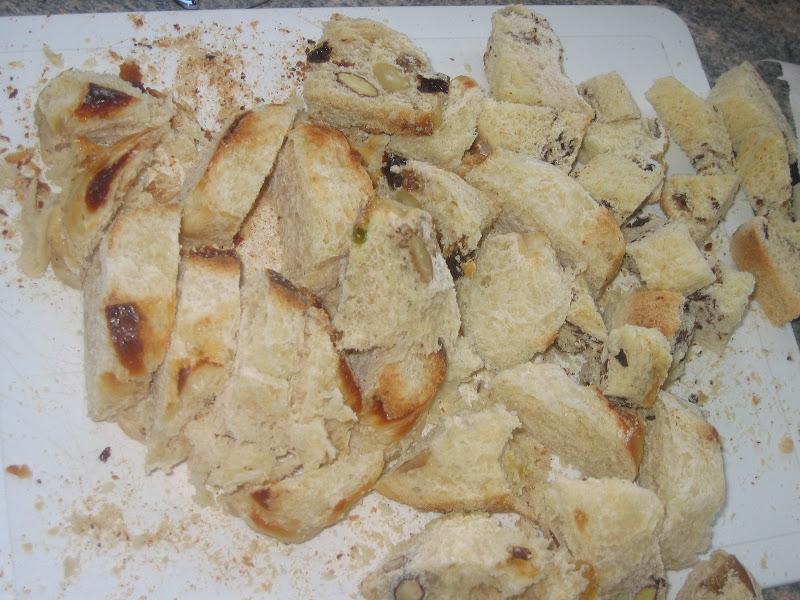 Budin de pan dulce, panettone, o roscon de reyes