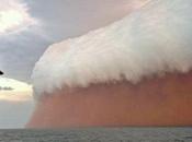 Tsunami arena roja Australia