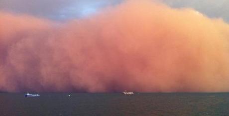 Tormenta de arena en Onslow, Australia 2013