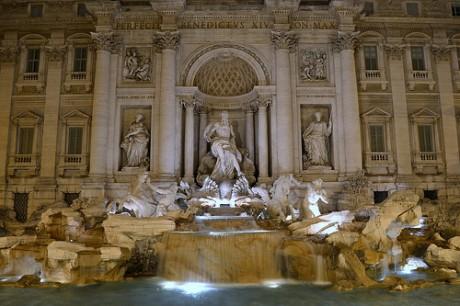 Fontana di Trevi 460x306 Qué hacer en Roma