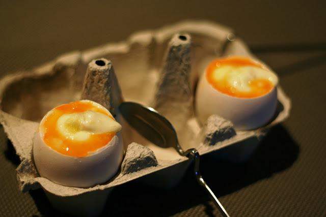 HUEVOS PASADOS POR AGUA