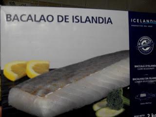 Bacalao confitado con pimientos y romesco de piñones