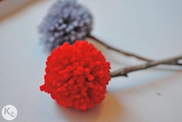 Pompon flowers center piece