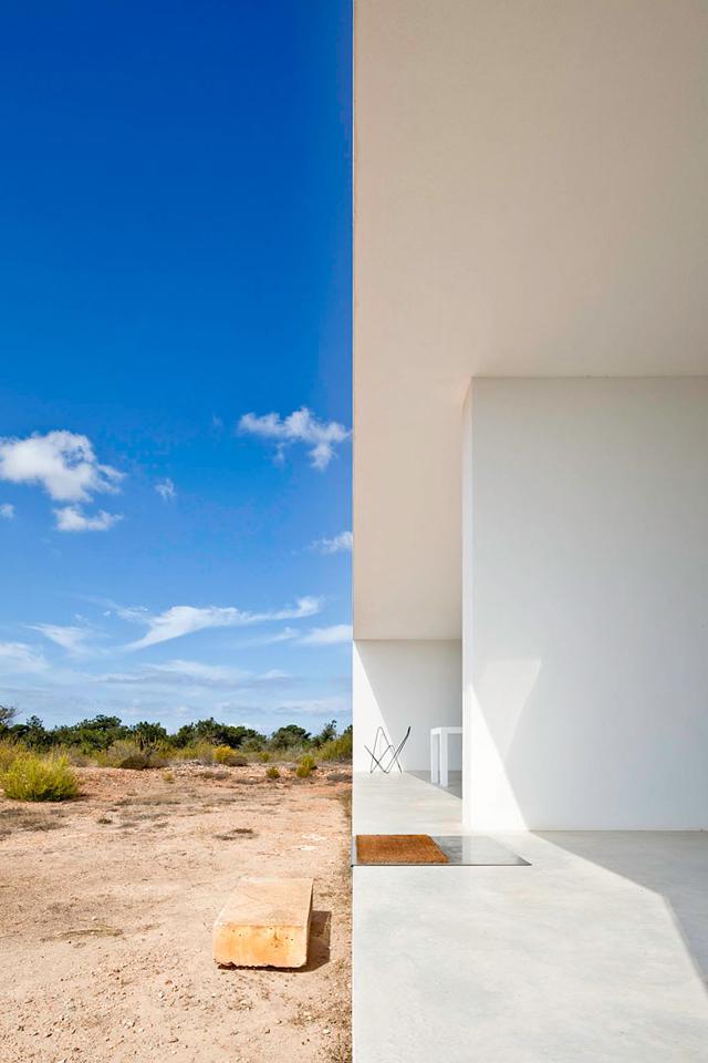 Casa/Estudio en Formentera, la casa que te convertirá en workaholic ;)