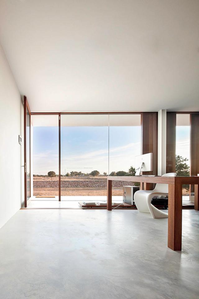 Casa/Estudio en Formentera, la casa que te convertirá en workaholic ;)