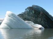 Foto iceberg negro causa gran polémica Internet