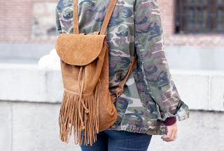 Street style:backpacks!
