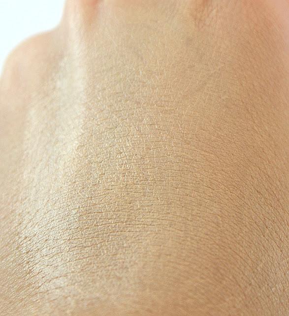 Mis bases de maquillaje IV: Revlon Photo Ready