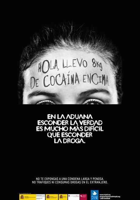 No juegues con las drogas en la aduana