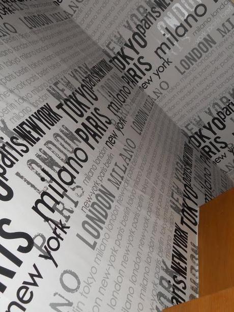 Papel pintado para interiores