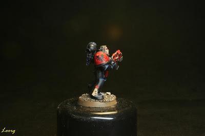 Detalle de la hombrera derecha de los Guardianes de la muerte procedente de los Ángeles Sangrientos