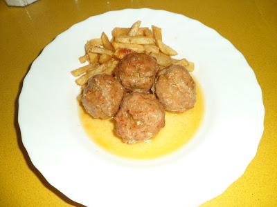 ALBÓNDIGAS ( 5  personas)