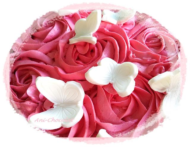 Tarta de rosas y mariposas
