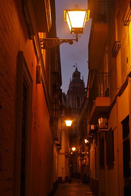 La nocturnidad de la Torre del Ajedrez.