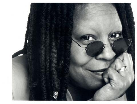 Whoopi Goldberg recibe un premio por su activismo en favor de las personas LGTB