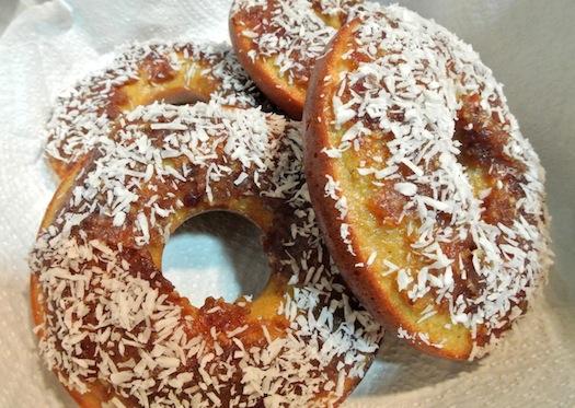 Donuts de almendra horneados (sin glutén ni azúcar)