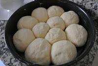Dinner rolls (panecillos)
