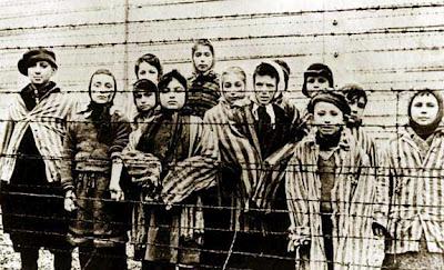 niños en campo de concentración nazi