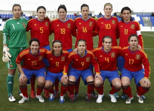 LA SELECCIÓN FEMENINA ABSOLUTA GANA A RUSIA CON GOLES DE VERO Y JENNIFER (2-1)