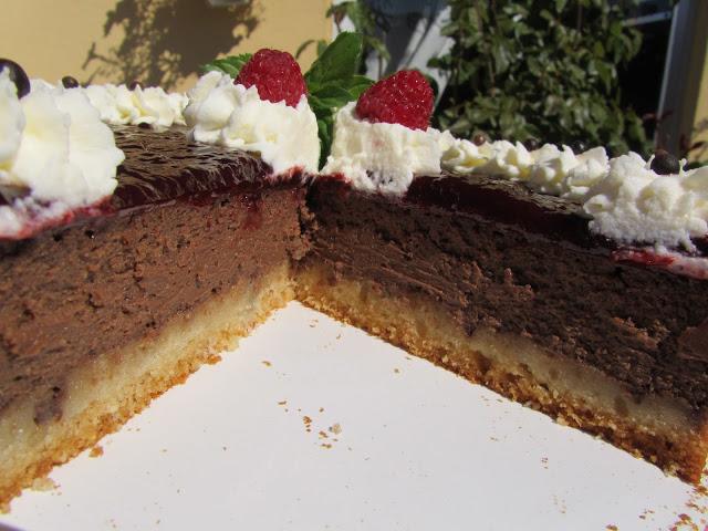 Tarta de queso, chocolate y frambuesa