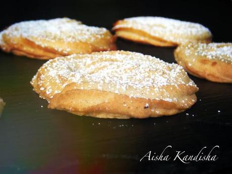 GALLETAS DE AZÚCAR, CANELA Y CLAVO.