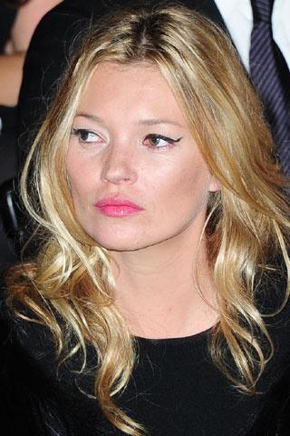 Iconos de estilo: el delineado gatuno de Kate Moss