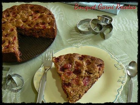 Torta de cerezas, amaranto y chocolate