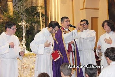 Galería de fotografías de la bendición del Simpecado de la Divina Pastora de Arahal (II)