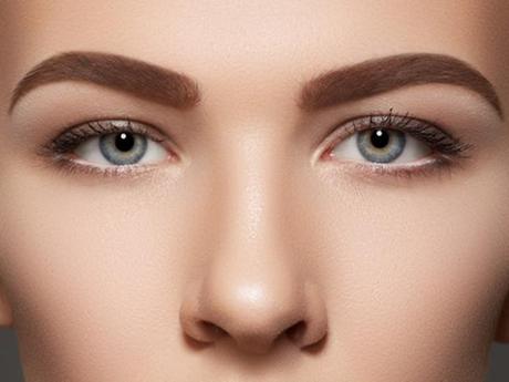 Nueva pinza Slant Cristal de Tweezerman para cejas perfectas