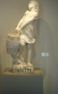 Escultura de Cosette, en la casa de Víctor Hugo en París.