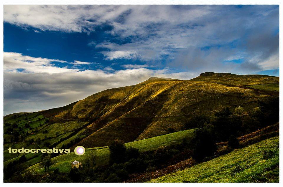 Hoy  toca Cantabria de nuevo!  Me siento como Heidi en la aldea de Dörffi, bajando y cantando por la pradera jejeje…