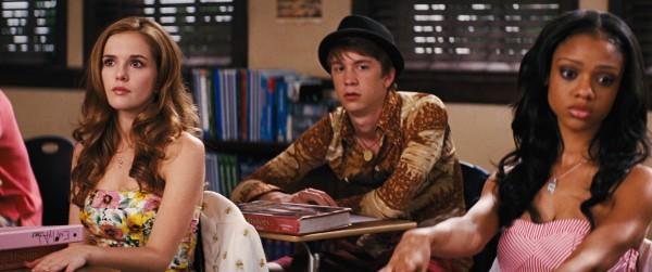 beautiful-creatures-zoey-deutch-thomas-mann