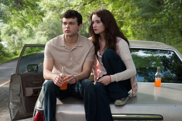 alden-ehrenreich-image-alice-englert-beautiful-creatures