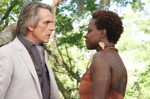 beautiful-creatures-jeremy-irons-viola-davis
