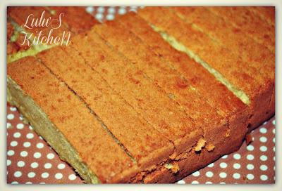 BIZCOCHO ESPONJOSO JAPONES TOSTADO AL HORNO