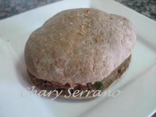 HAMBURGUESA INTEGRAL DE POLLO Y VERDURAS