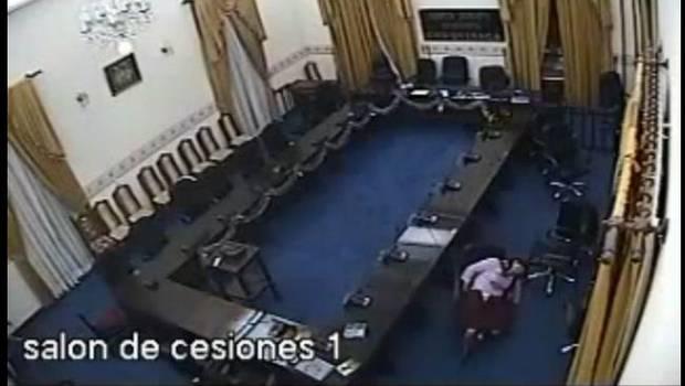 video capta diputado boliviano viola supuestamente a mujer en Asamblea