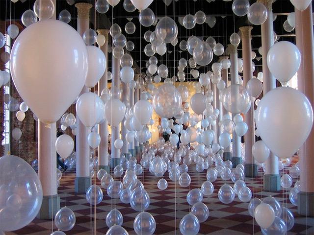 El arte de los globos blancos - Paperblog