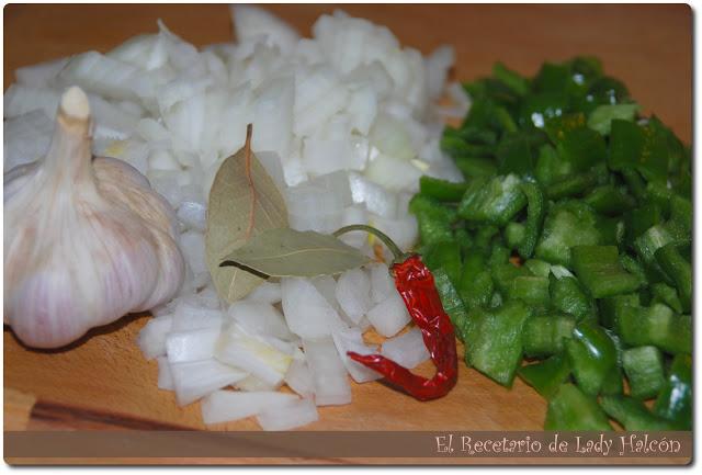 Ya estamos de vuelta con unas ricas patatas a la Riojana