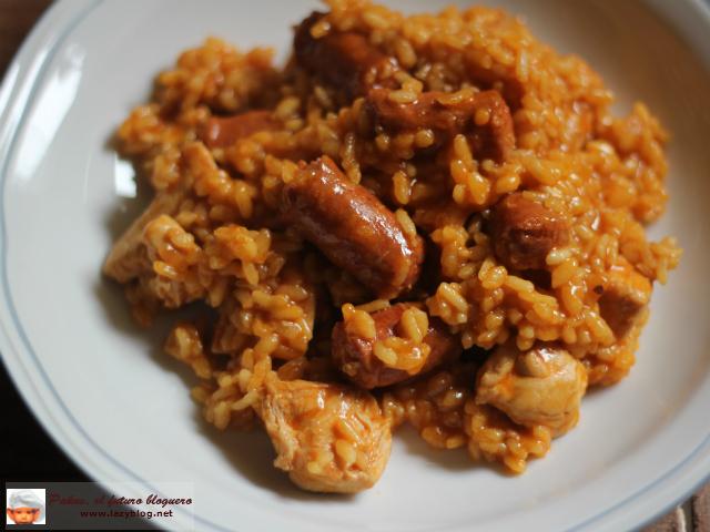 Arroz con chistorra y pollo. Receta de mi cuñada