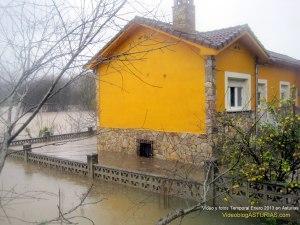 Video Temporal Gong en Asturias enero 2013: Casa inundada Riberas