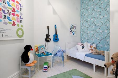 tendencias decoración interiores 2013 tendencias deco 2013 blanco negro suelo espigado madera suelo baldosas hidraúlicas sillas 7 fritz hansen arne jacobsen silla mariposa cuero negro silla eames eiffel negra muebles de ikea moldura en el techo lámparas de diseño estanterías de metal eames rocking chair blanca diseño hogar diseño de interiores decoración nórdica decoración habitación infantil decoración estilo nórdico decoración escandinava decoración en blanco y negro decoración en blanco decoración de interiores decoración blanco y negro cuadro sueco ojos cocinas modernas cocinas blancas chandelier cálido papel de pared blog interiorismo blog interiores blog estilo nórdico blog decoración artículos hogar ikea alfombra blanco negro gris 