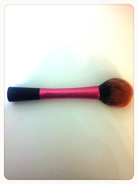 Blush Brush de Real Techniques by Samanta Chapman Blush Brush de Real Techniques by Samanta Chapman