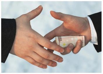 HEMOS DE ELIMINAR MUCHAS COSAS DE LA POLÍTICA