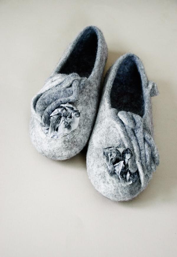 SLIPPER HAND MADE