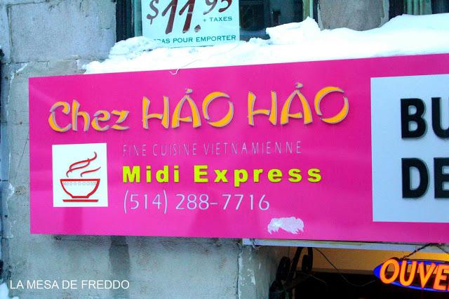 La Rue St-Denis.  Para caminar y comer.