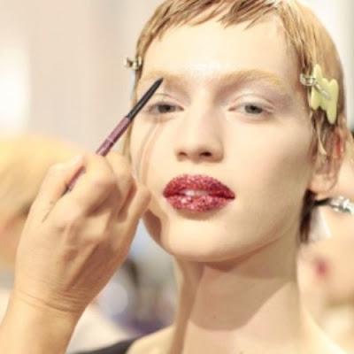 Dior y Versace por Pat McGrath en PFW.