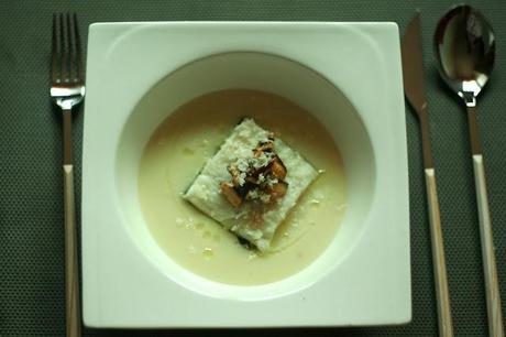RODABALLO CON CREMA DE COLIFLOR RODABALLO CON CREMA DE COLIFLOR