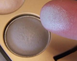 Nos maquillamos con productos de AVON Nos maquillamos con productos de AVON